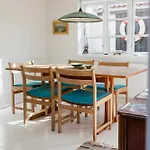 Nyaraló The Soulful Town House In The Heart Of