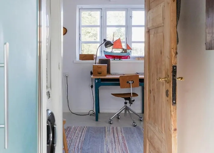 בית נופש The Soulful Town House In The Heart Of פאבורג